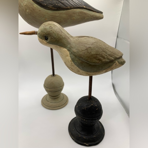 A set of two wooden bird sculptures - Picture 2 of 10